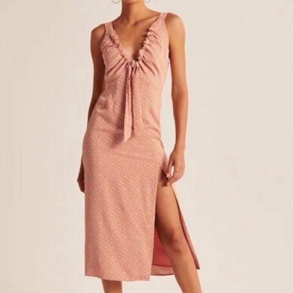 abercrombie cinch-front midi dress Abercrombie & Fitch, Women's Cinch-Front Midi Dress